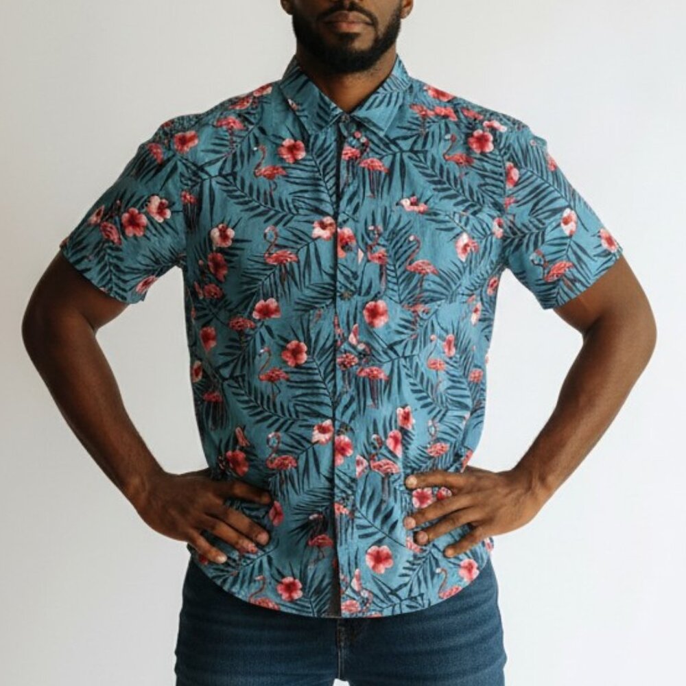 Men’s Free Planet Flamingo & Hibiscus Shirt Size: M - Beachy Comfort